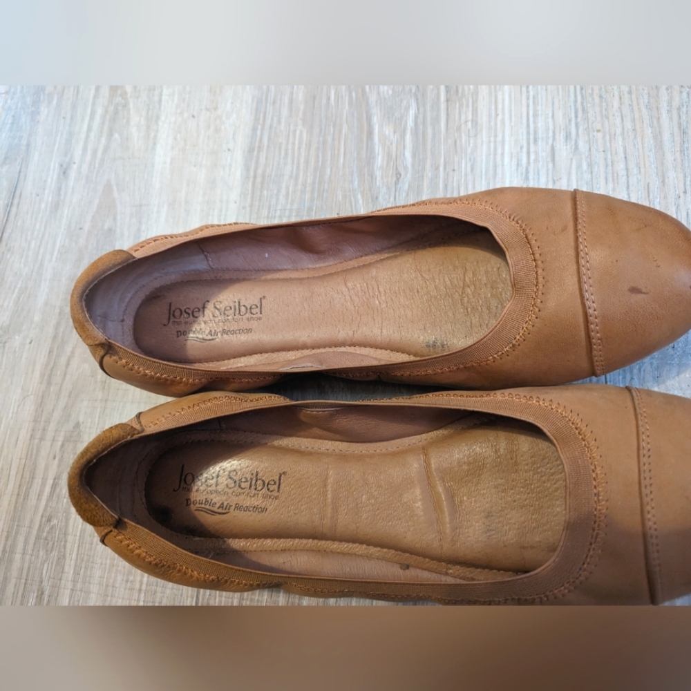 Josef Siebel Ballet Flats, 10M